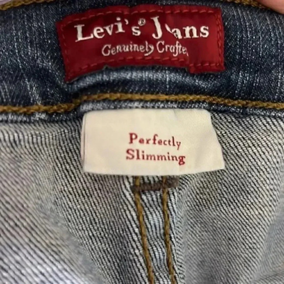 EUC Levi’s "Genuinely Crafted" line: medium wash "perfect slimming" bootcut - Picture 4 of 6